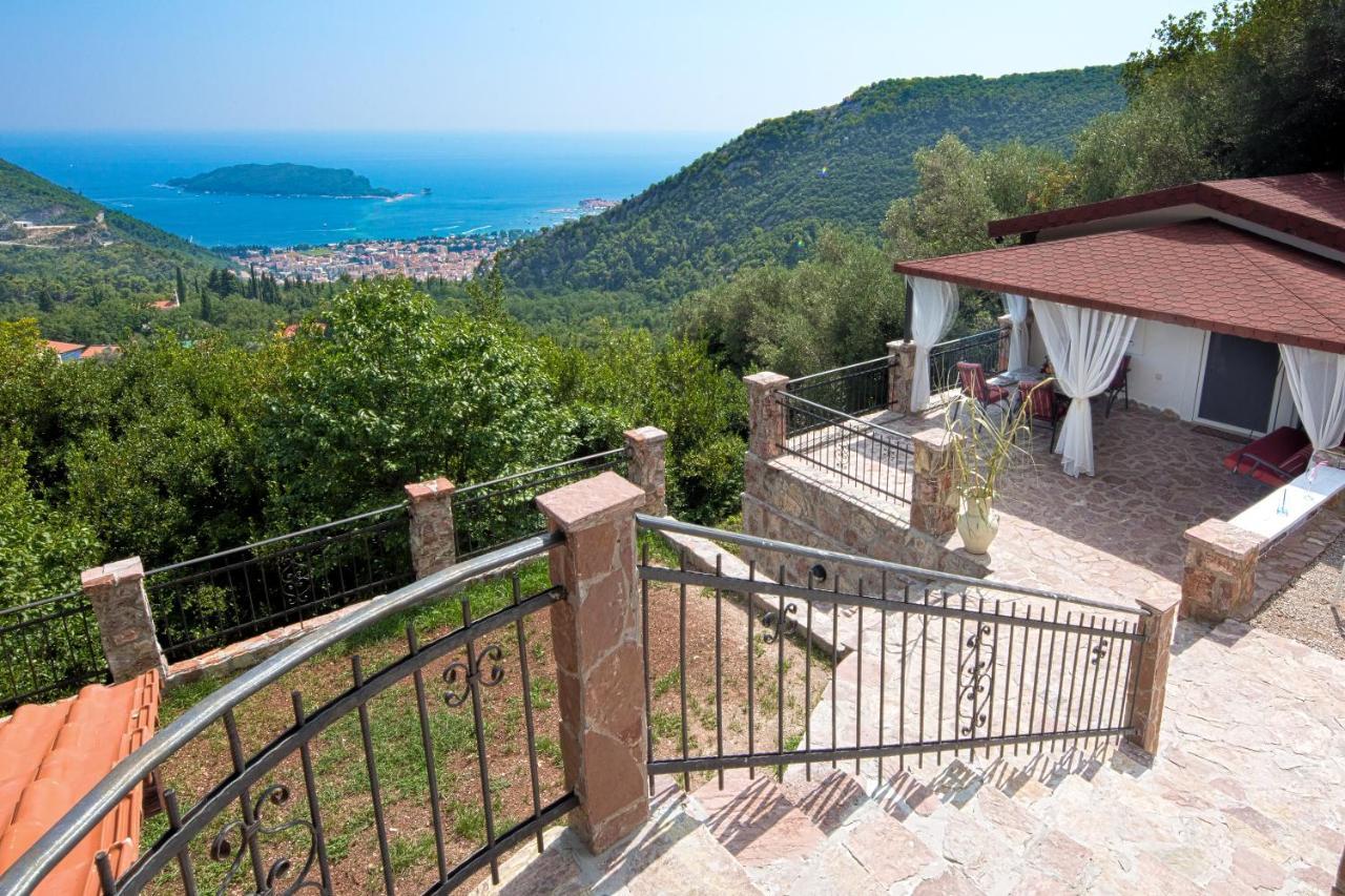 Holiday Home La Musica Budva Exteriör bild