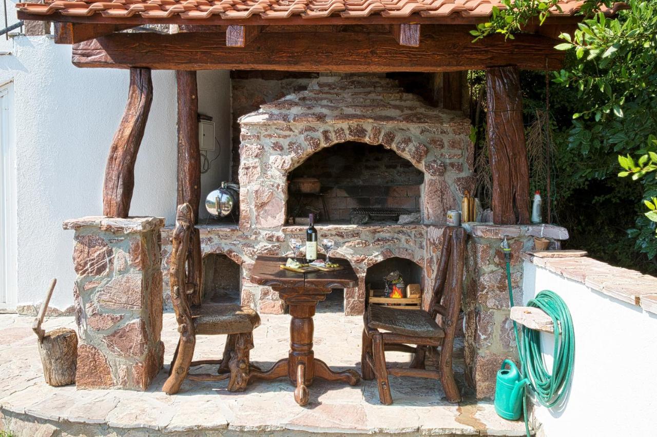 Holiday Home La Musica Budva Exteriör bild