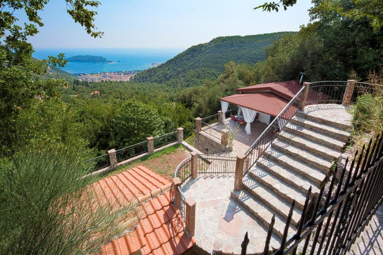 Holiday Home La Musica Budva Exteriör bild